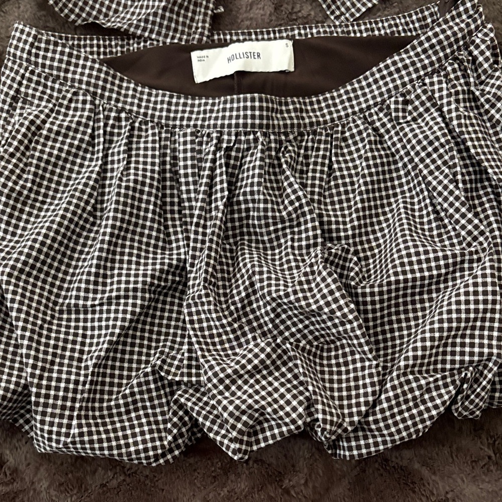 Hollister Monochrome Checkered Skirt there is a matching set in my profile!